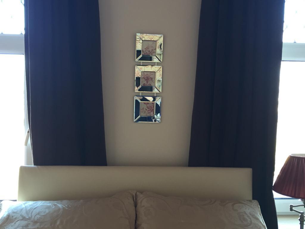 Lakeview Guest House Stranraer Bagian luar foto