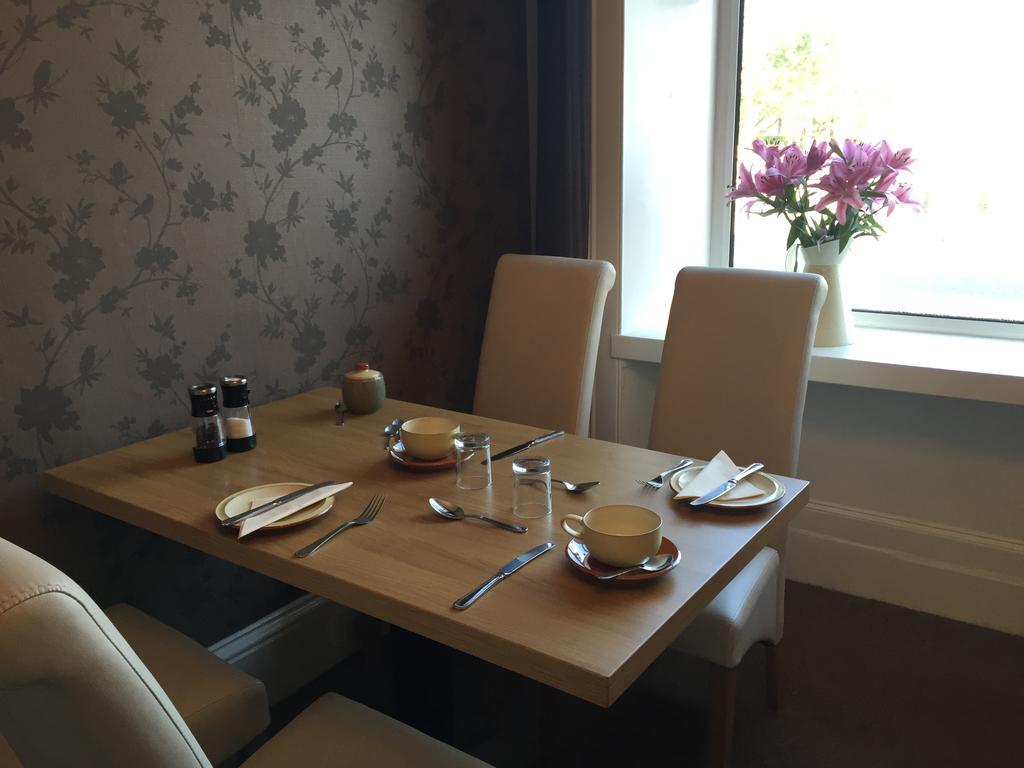 Lakeview Guest House Stranraer Bagian luar foto