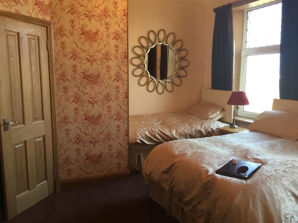 Lakeview Guest House Stranraer Bagian luar foto